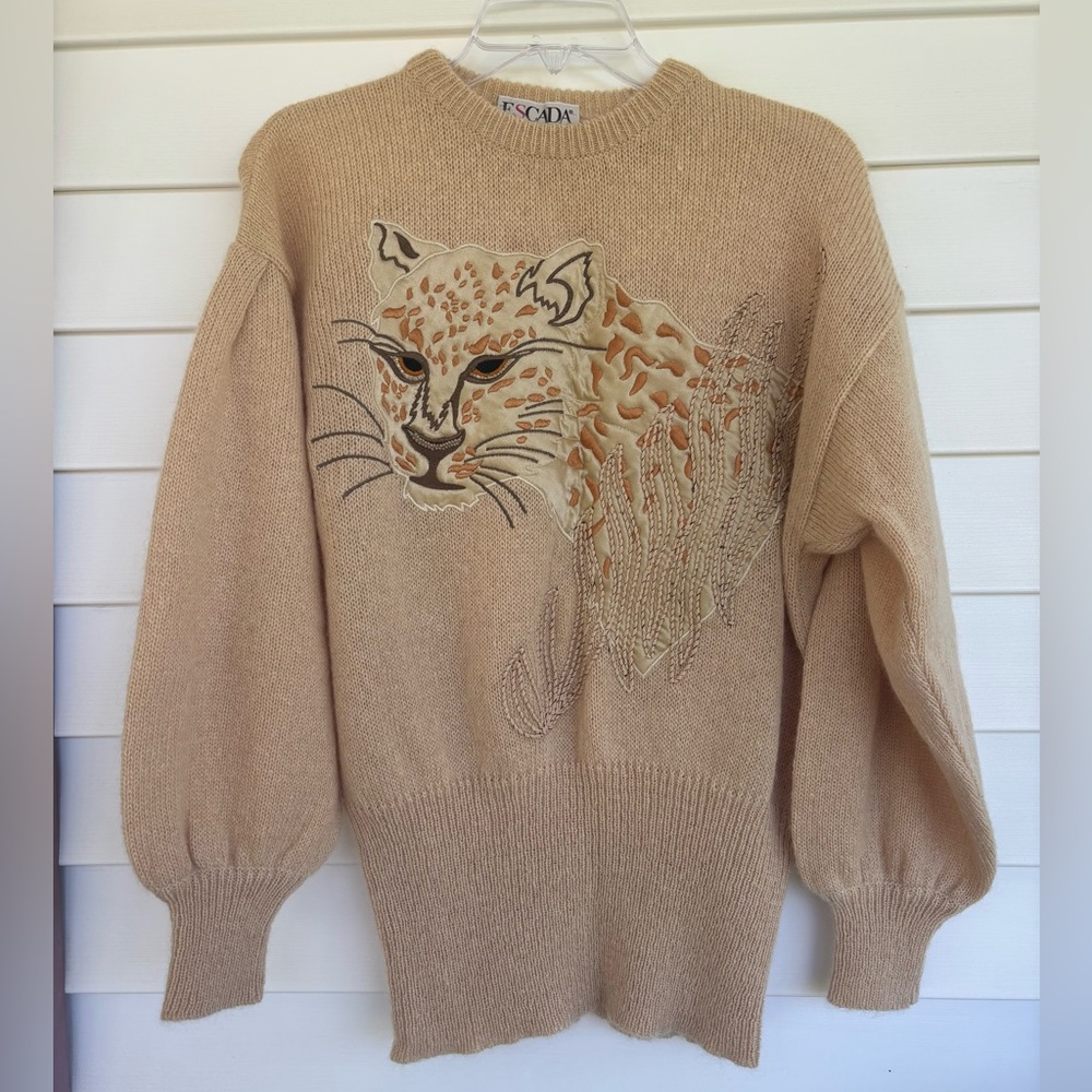 Vintage Escada Mohair Wool Leopard Embroidered Sweater Tan Size Small - Picture 2 of 8